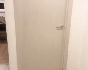 Sie neckt ihn vor dem Sex mit ihrem perfekten Körper