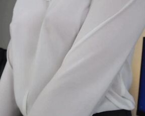 Mann liebt es Muschis zu lecken und zu essen